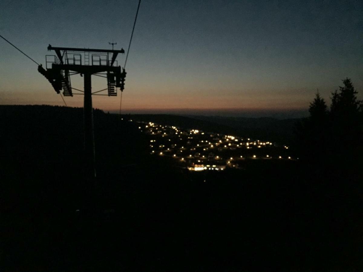 Goski & Gobike Winterberg 4K Netflix Free Exterior photo